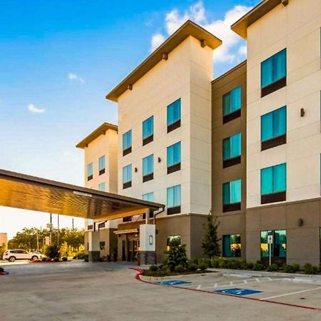Comfort Inn & Suites Houston I-45 North - Iah Aldine Экстерьер фото
