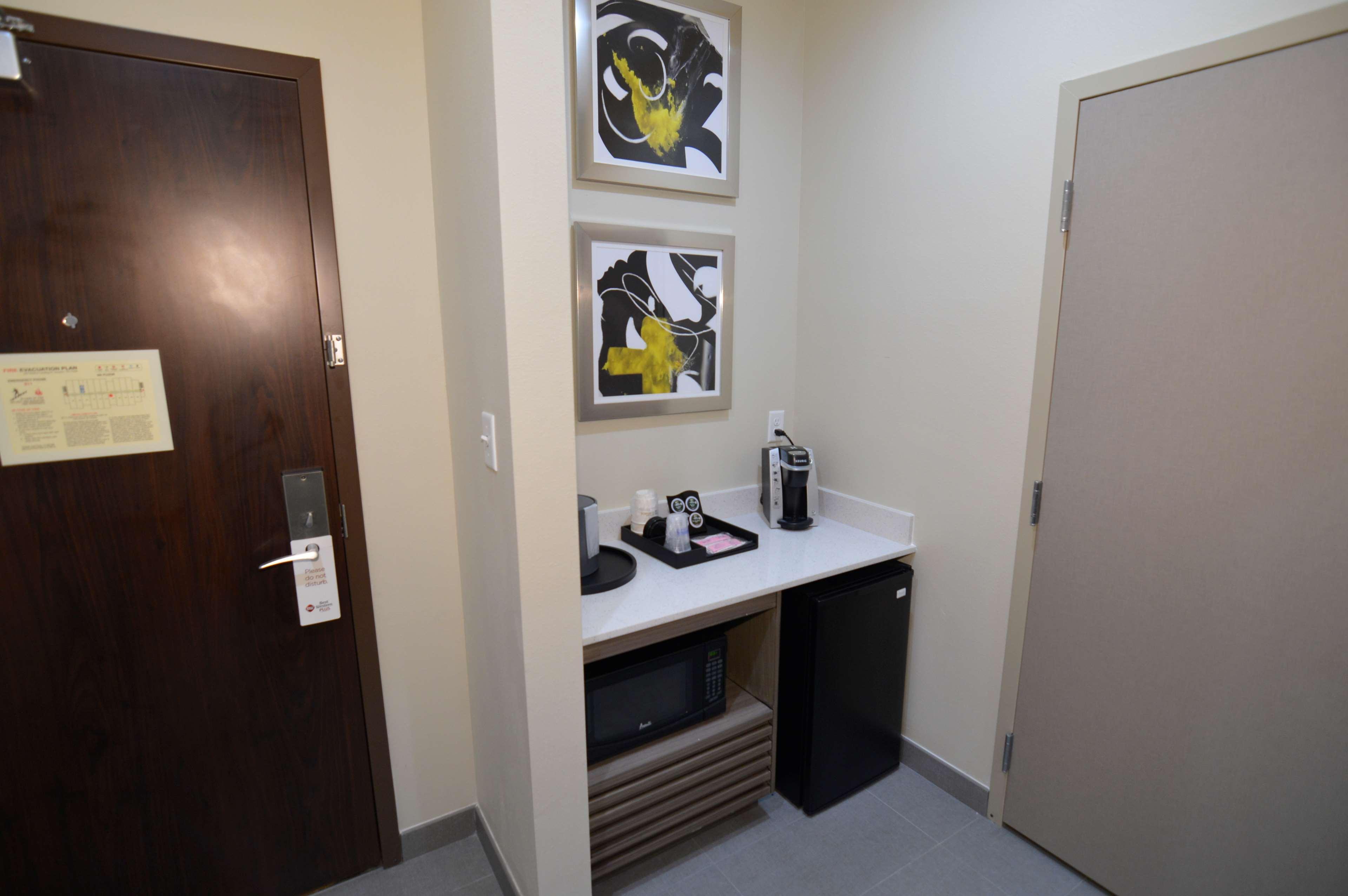 Comfort Inn & Suites Houston I-45 North - Iah Aldine Экстерьер фото