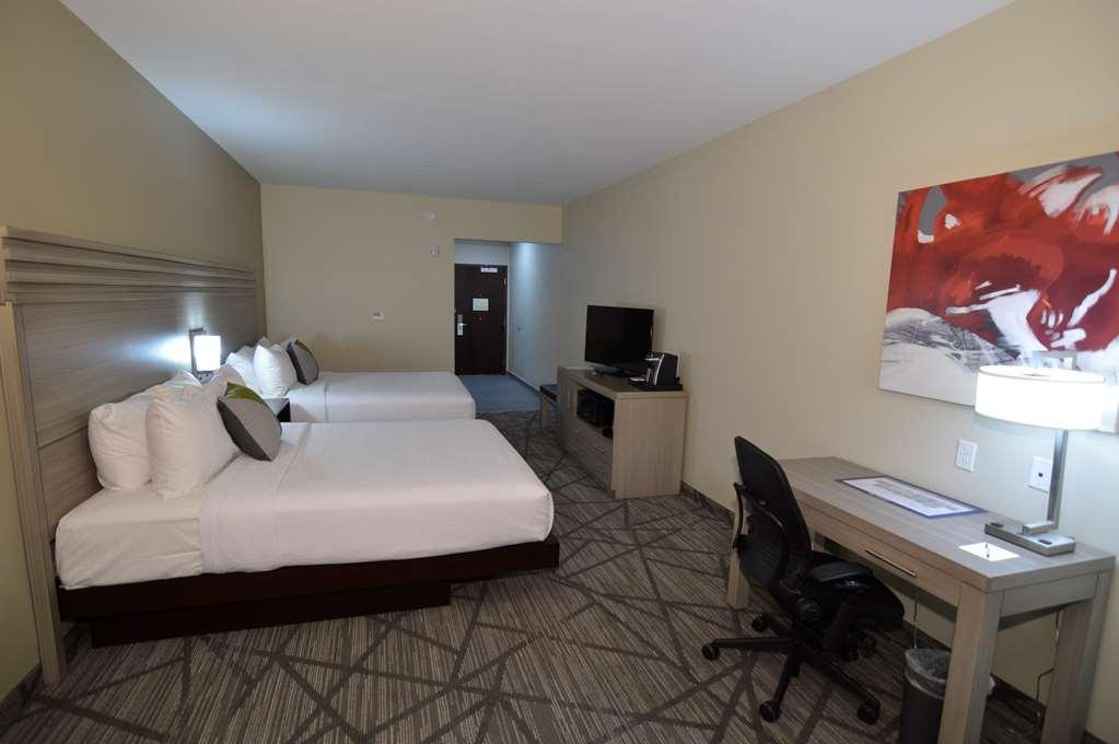 Comfort Inn & Suites Houston I-45 North - Iah Aldine Номер фото
